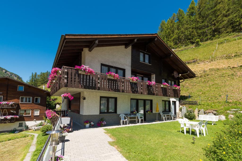 Apartments Orphelja Saas-Grund Bagian luar foto